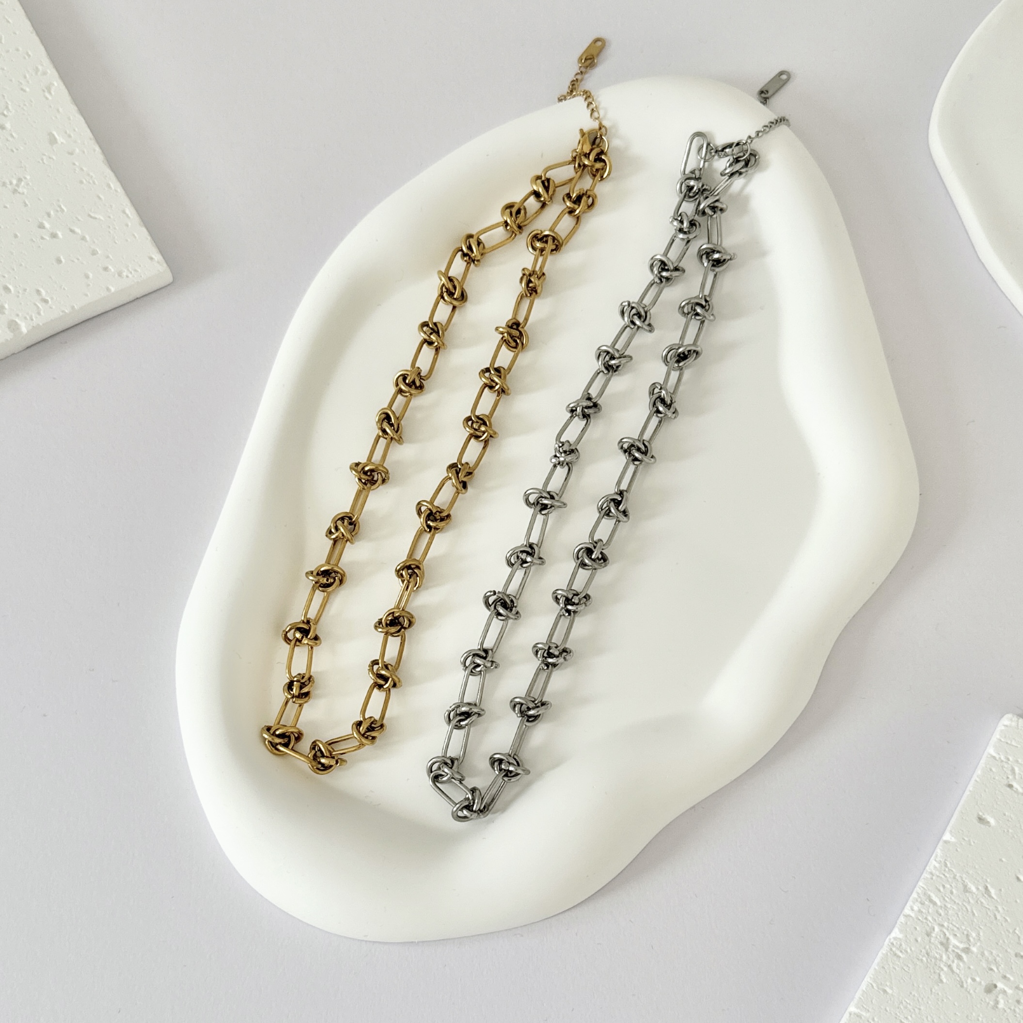 アンカーノットチェーンネックレス