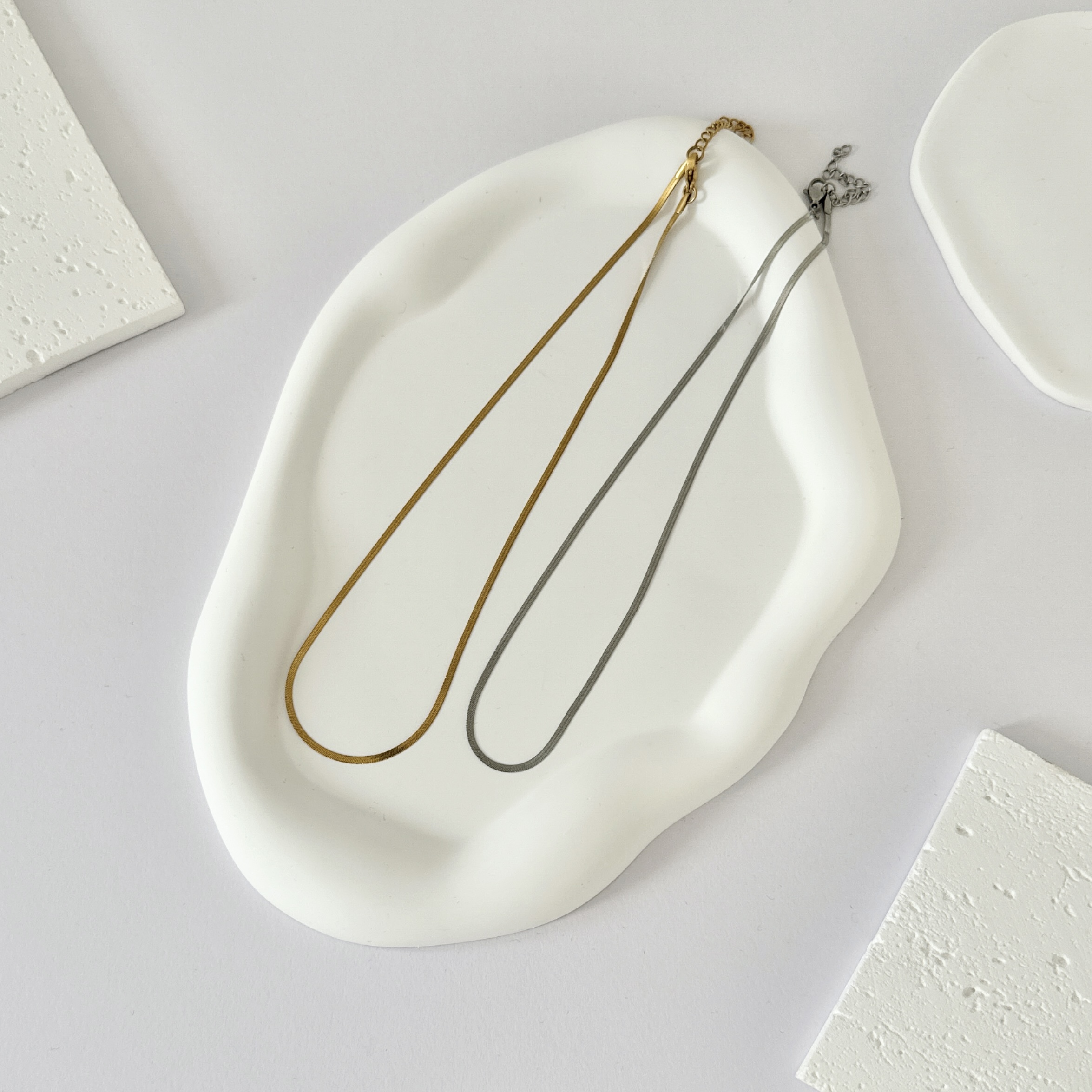 スネークチェーンネックレス2mm